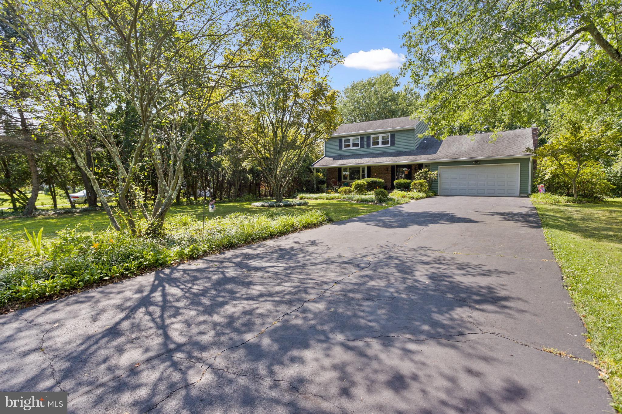 19 FABROW DRIVE