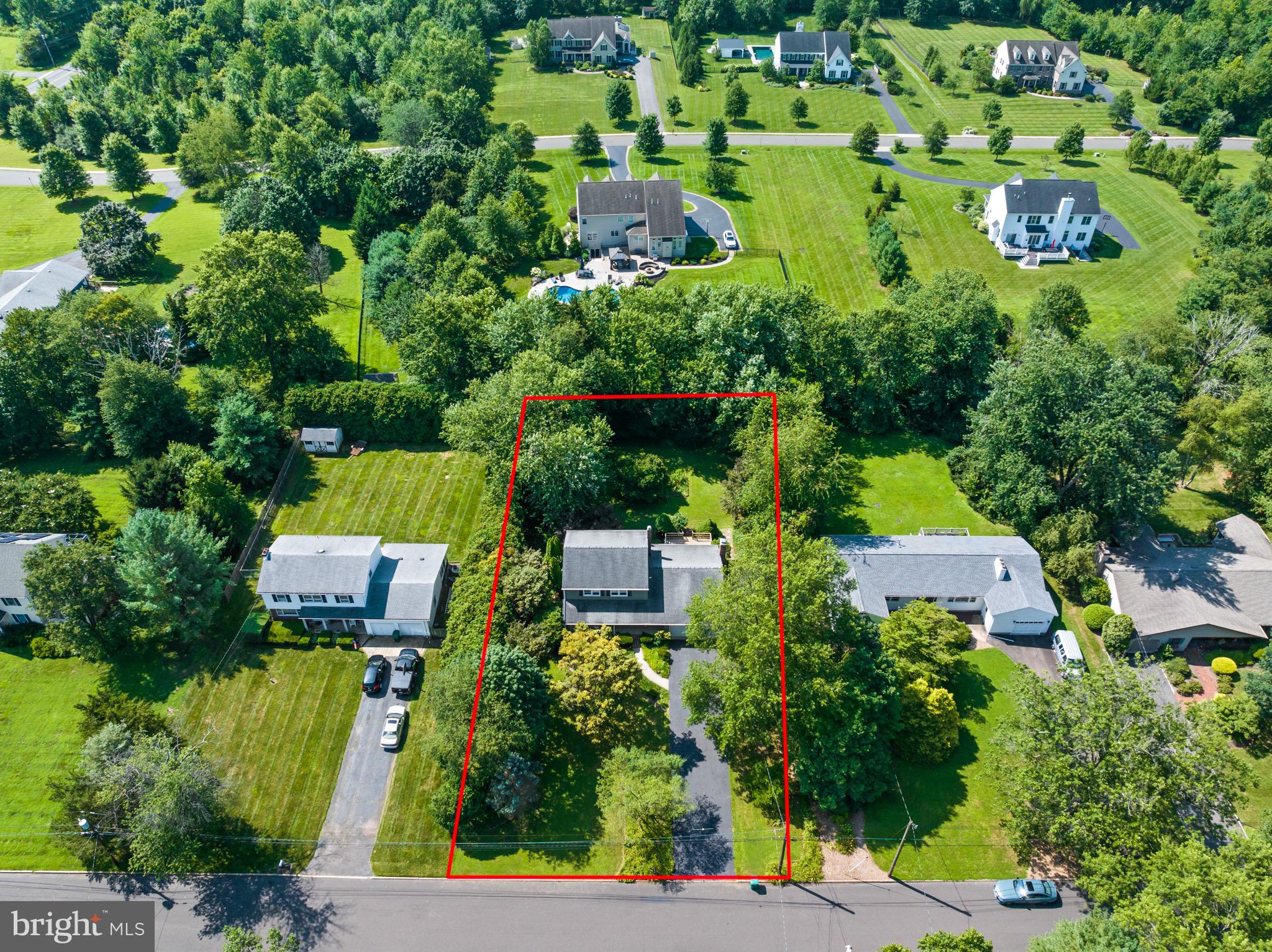 19 FABROW DRIVE