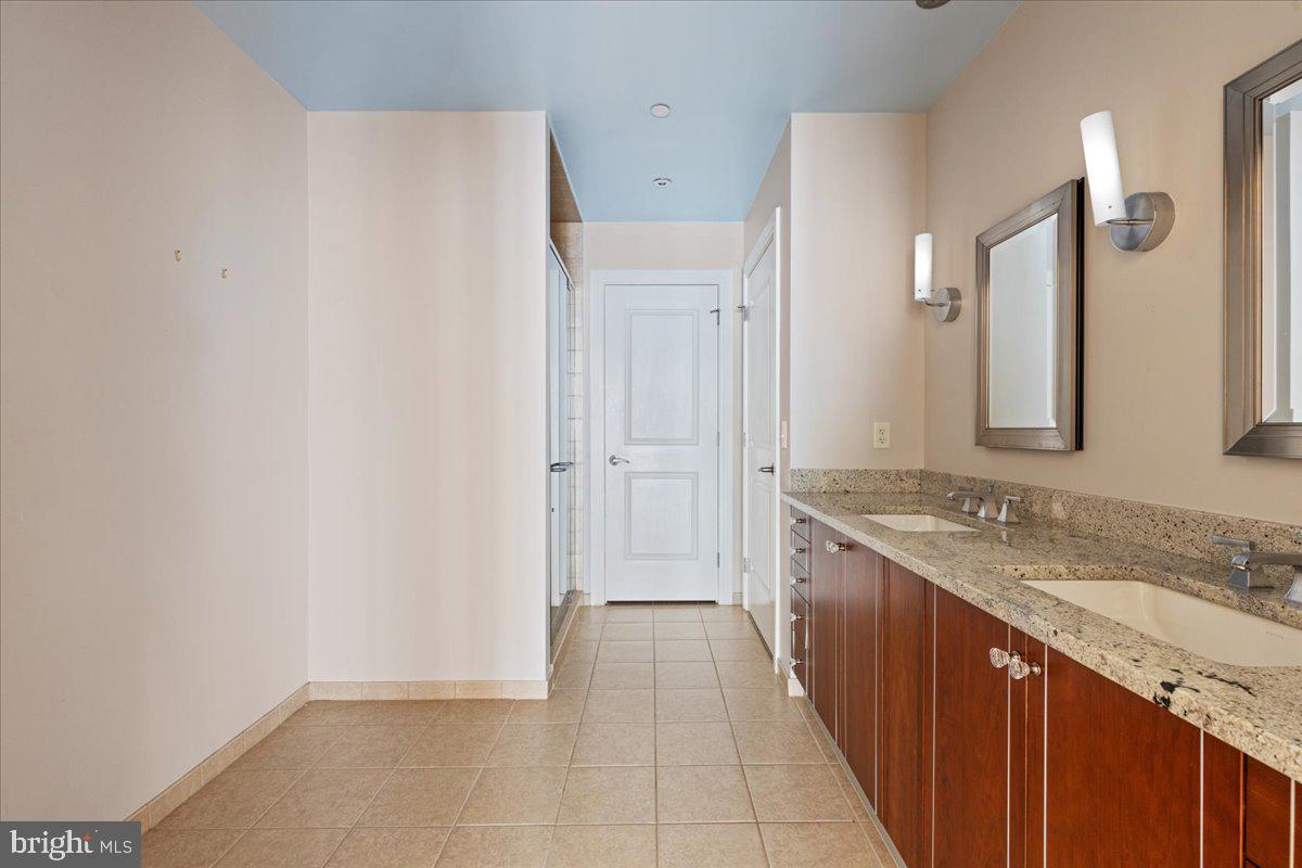 NATIONAL HARBOR - Residential