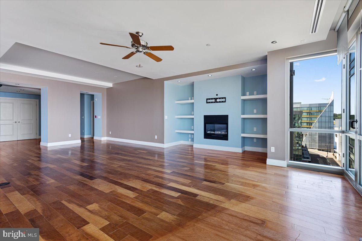 NATIONAL HARBOR - Residential