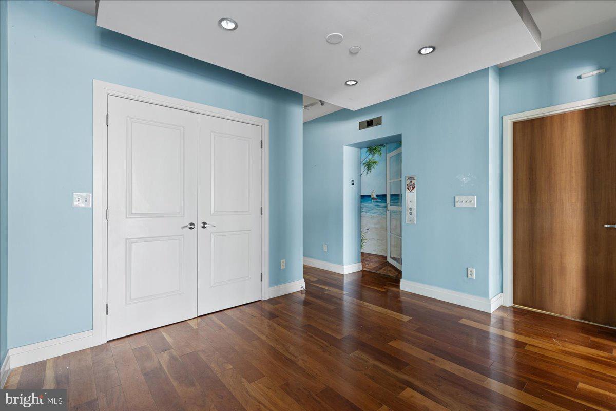 NATIONAL HARBOR - Residential