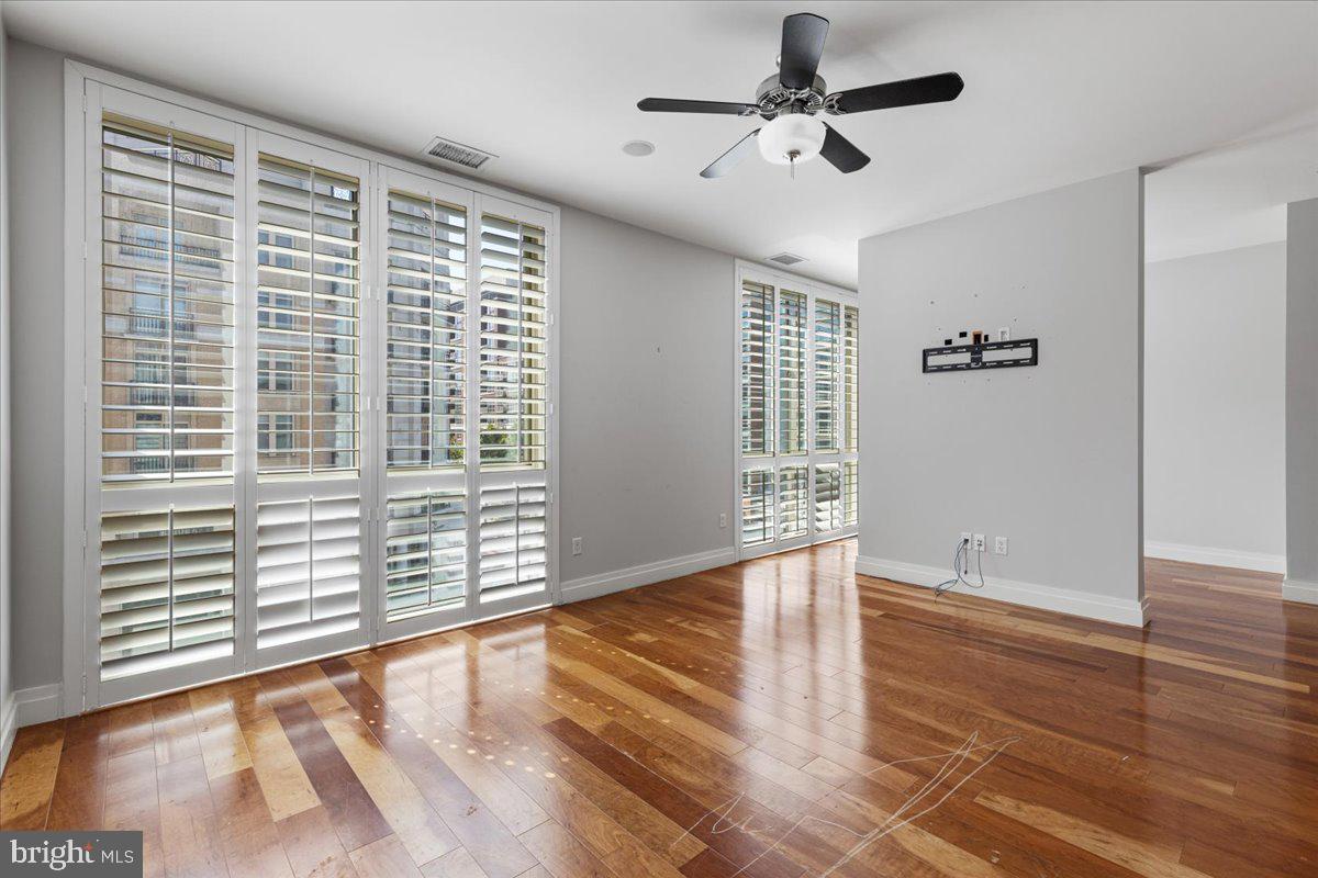 NATIONAL HARBOR - Residential