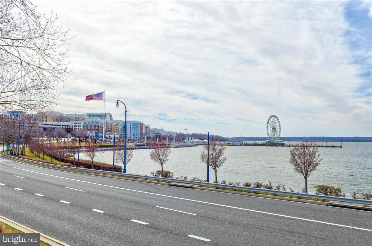 NATIONAL HARBOR - Residential