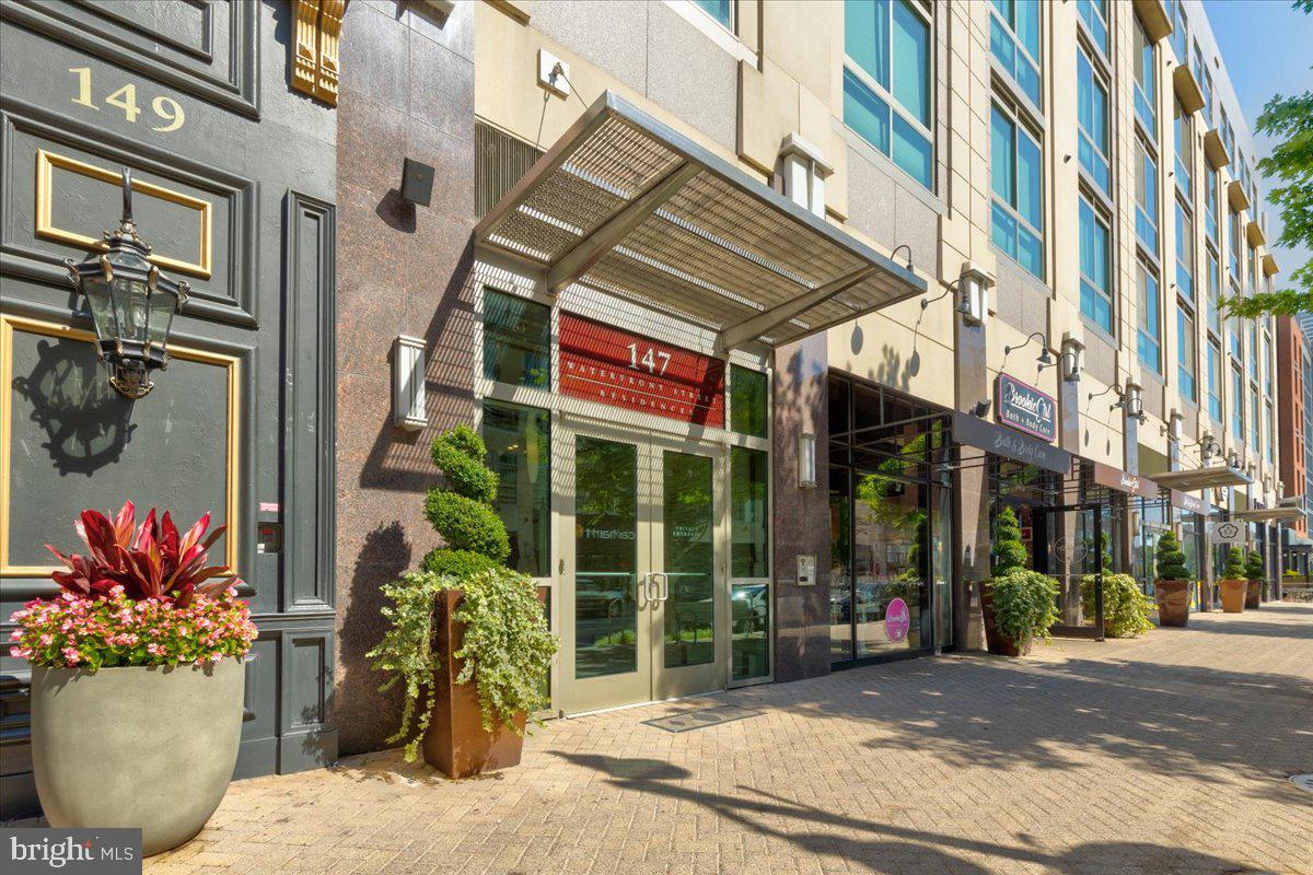 NATIONAL HARBOR - Residential