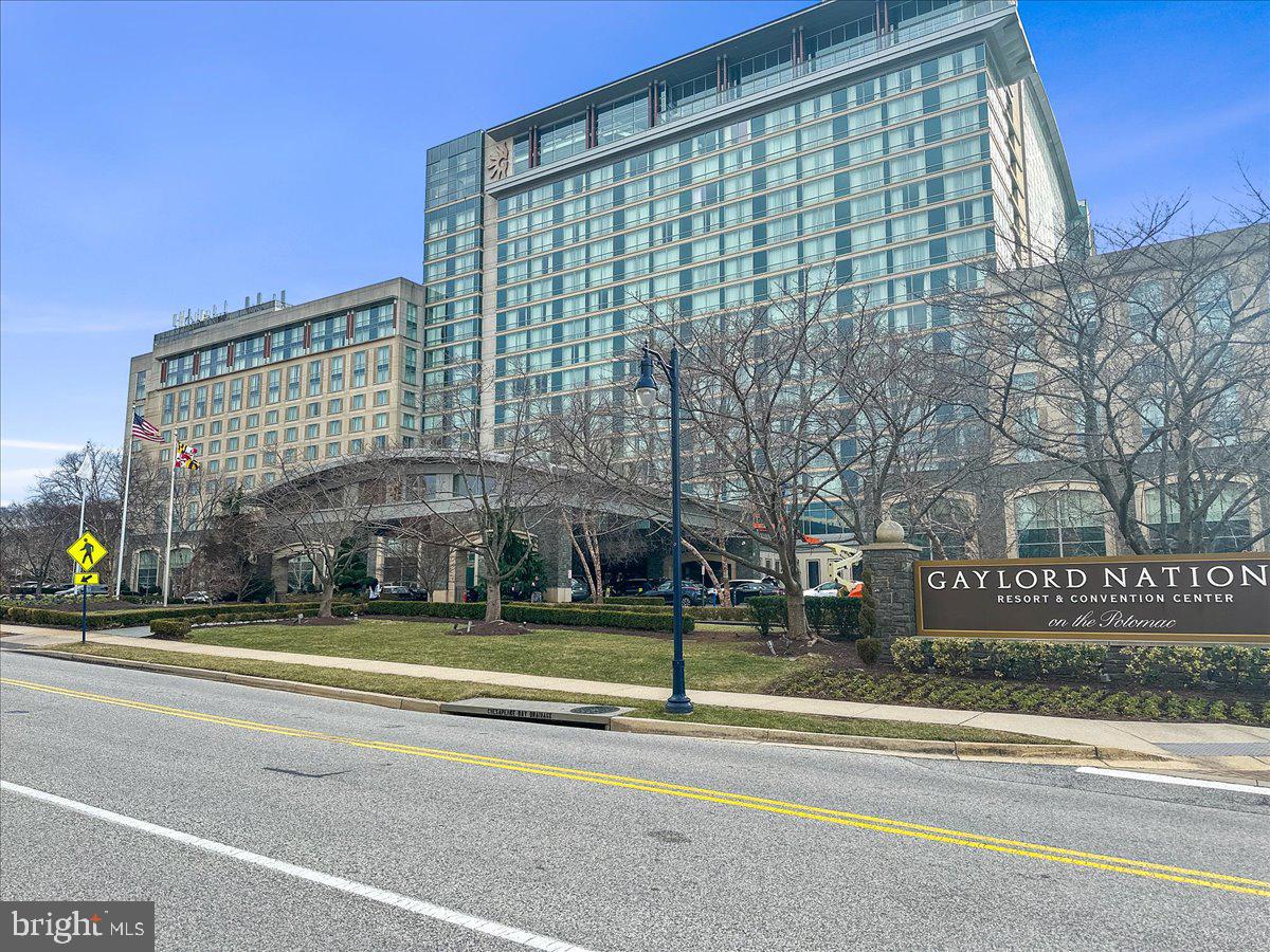 NATIONAL HARBOR - Residential