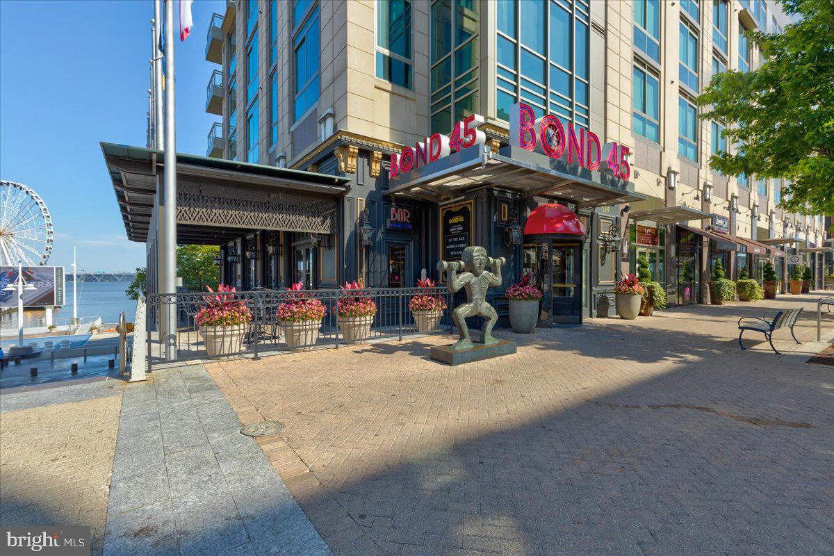 NATIONAL HARBOR - Residential