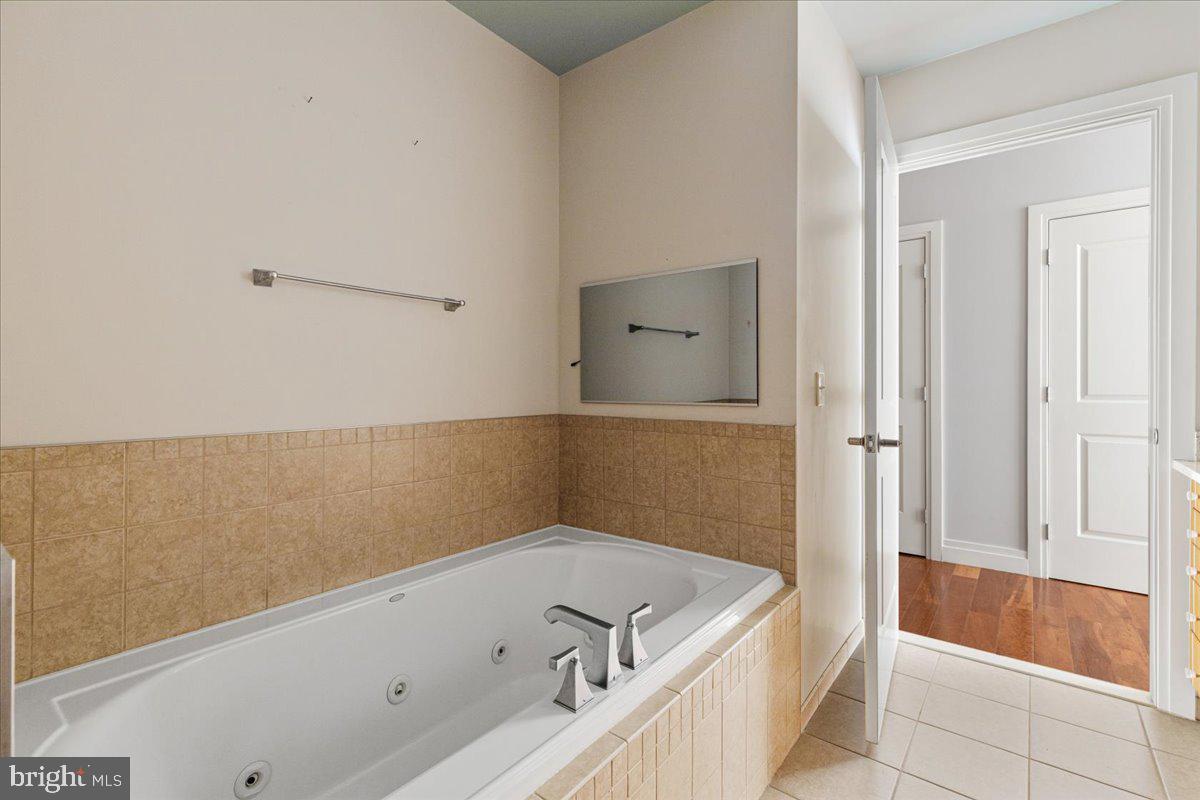 NATIONAL HARBOR - Residential