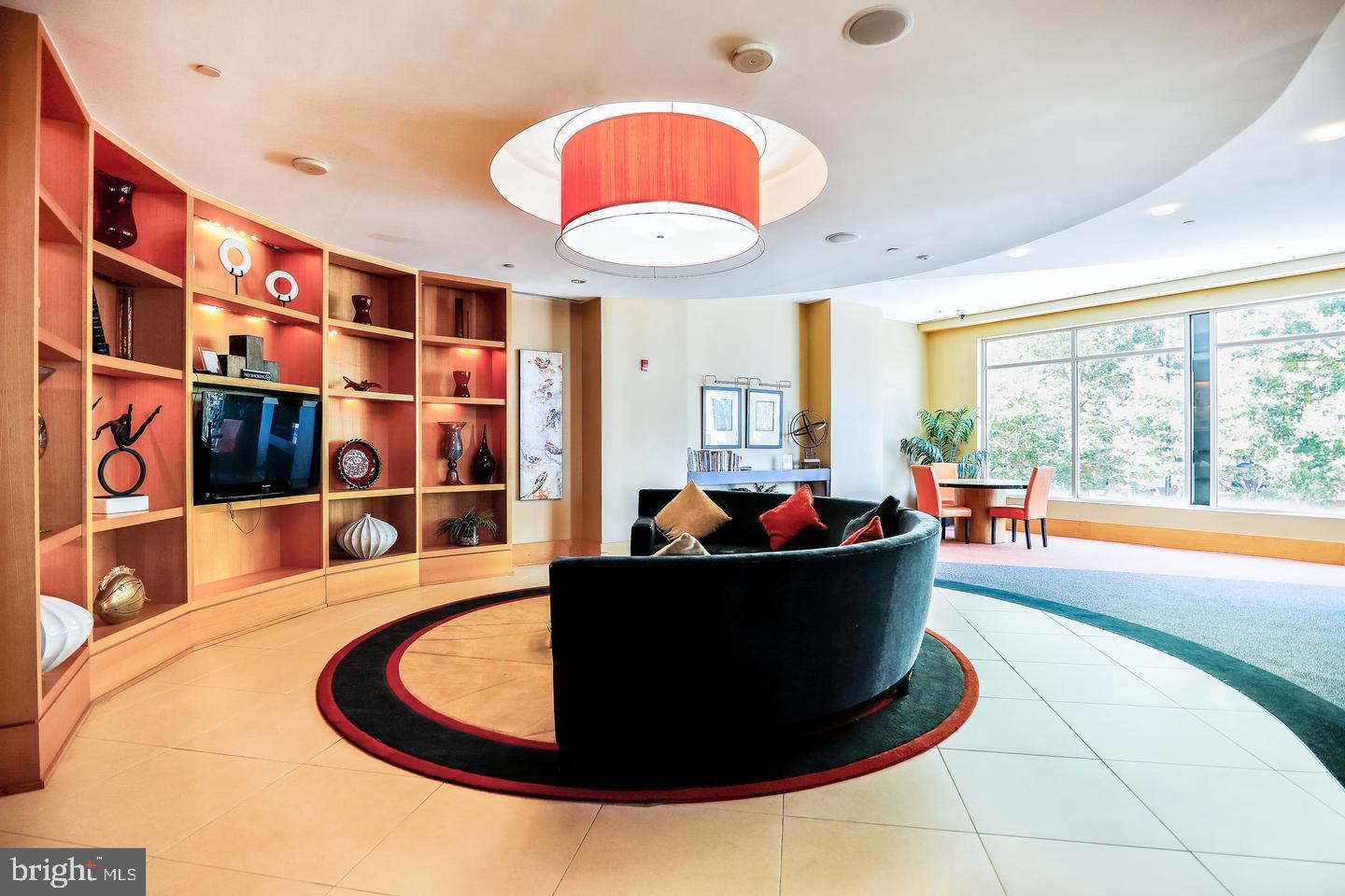 NATIONAL HARBOR - Residential