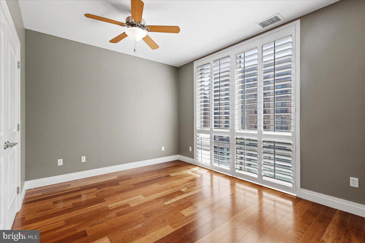 NATIONAL HARBOR - Residential