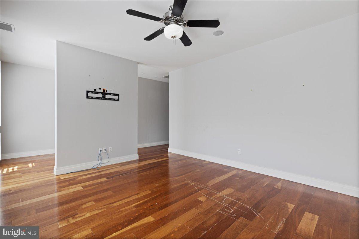 NATIONAL HARBOR - Residential