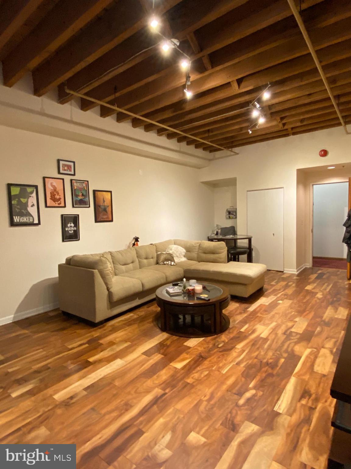 OLD CITY - Residential Lease