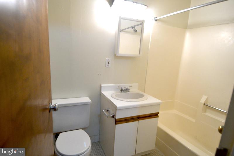 OLD CITY - Residential Lease