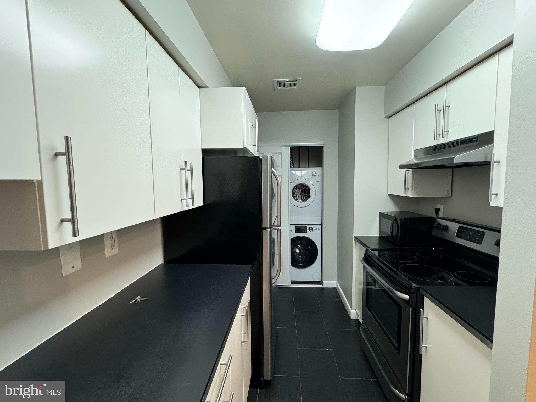 OLD CITY - Residential Lease