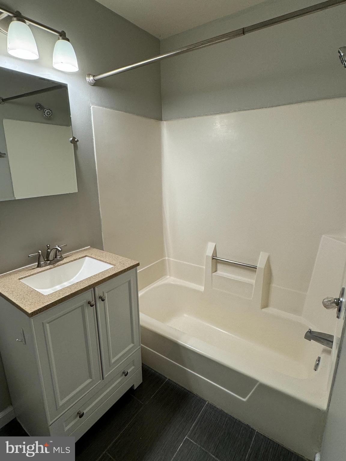 OLD CITY - Residential Lease