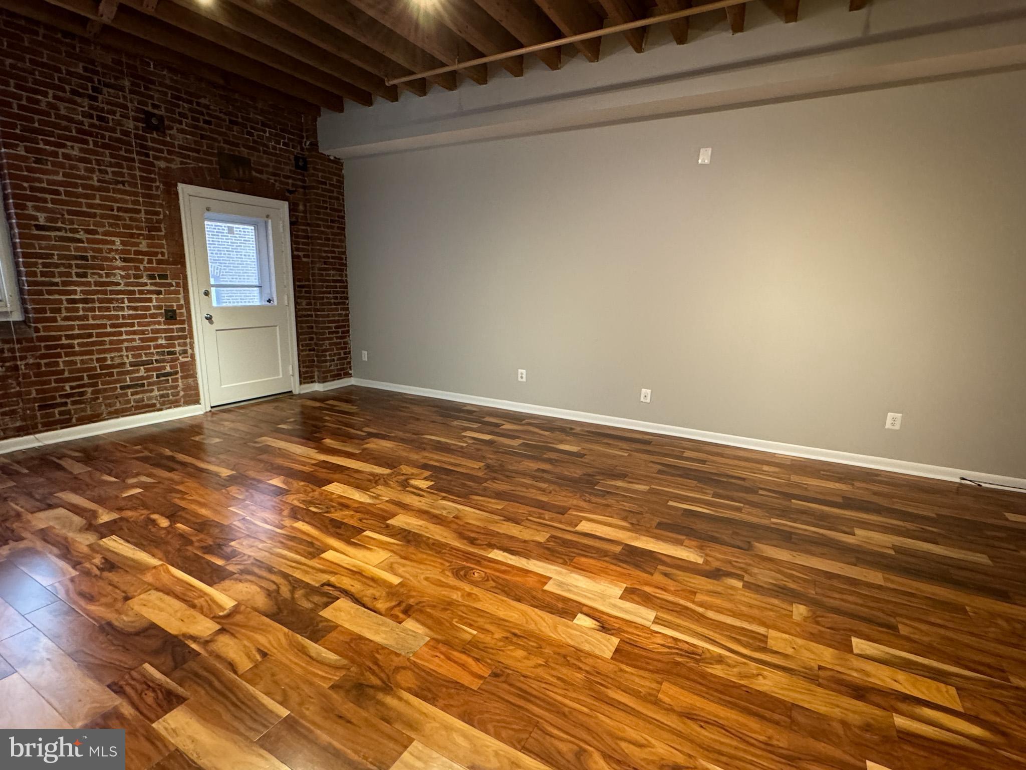 OLD CITY - Residential Lease