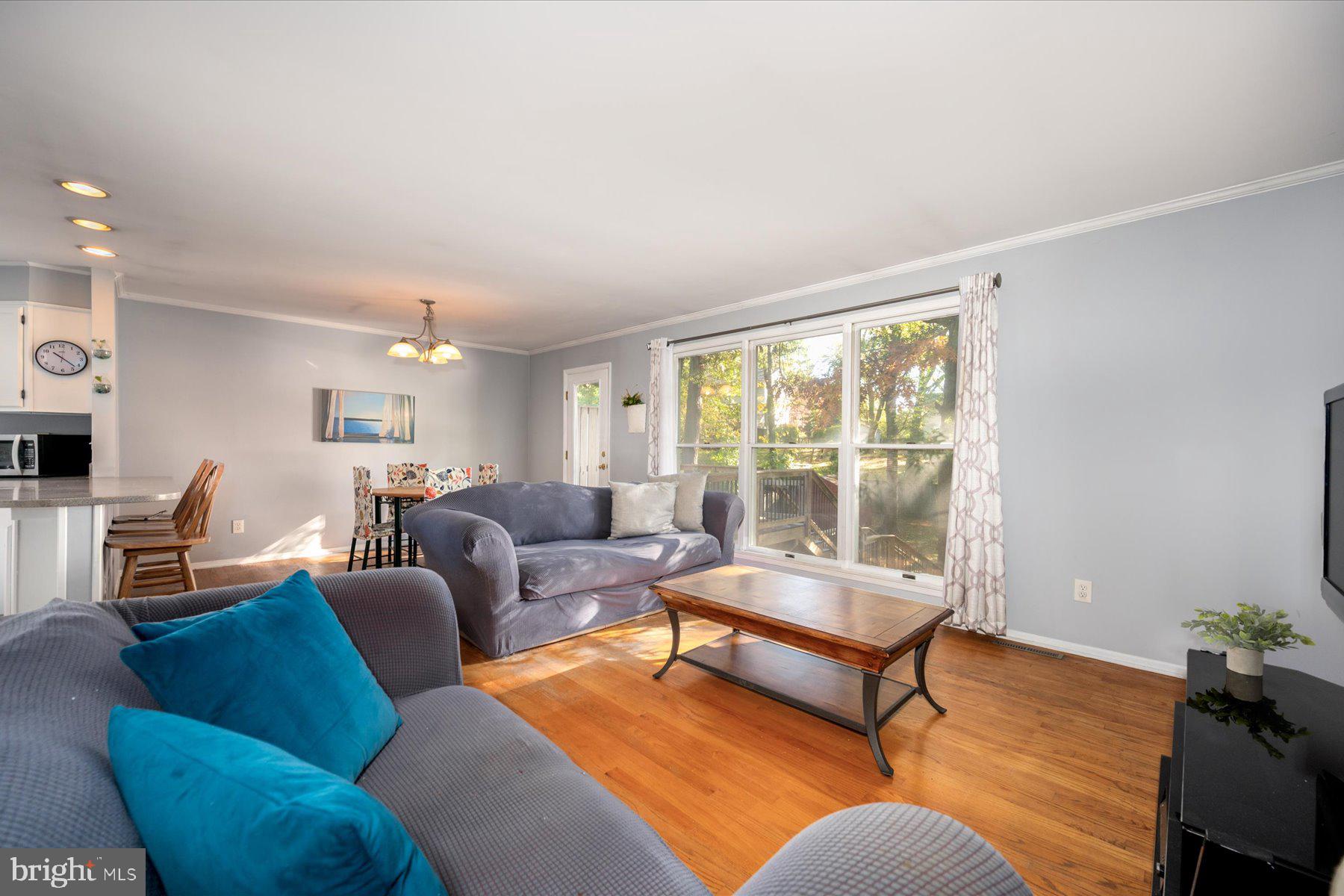 TWIN HARBORS - Residential