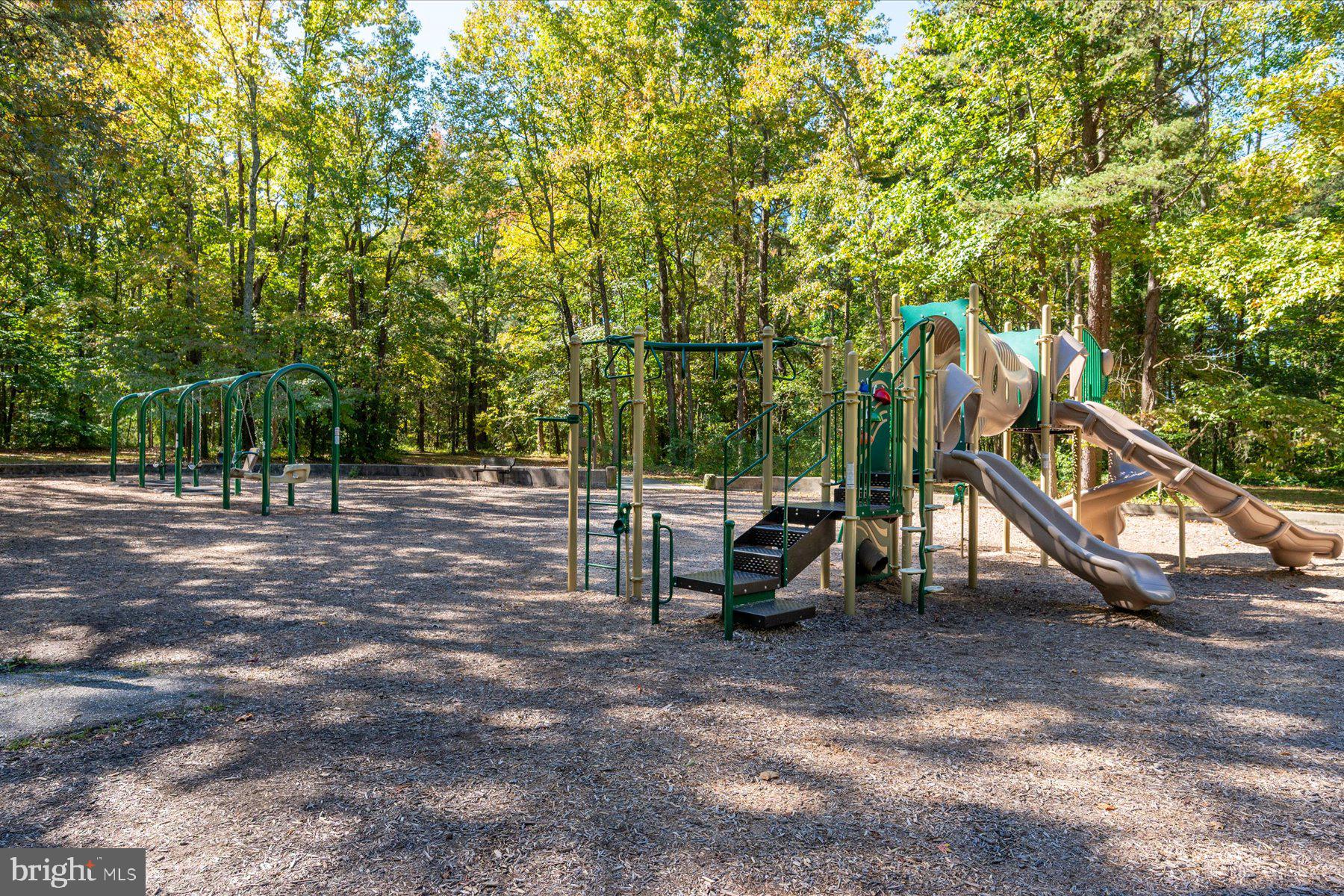 TWIN HARBORS - Residential