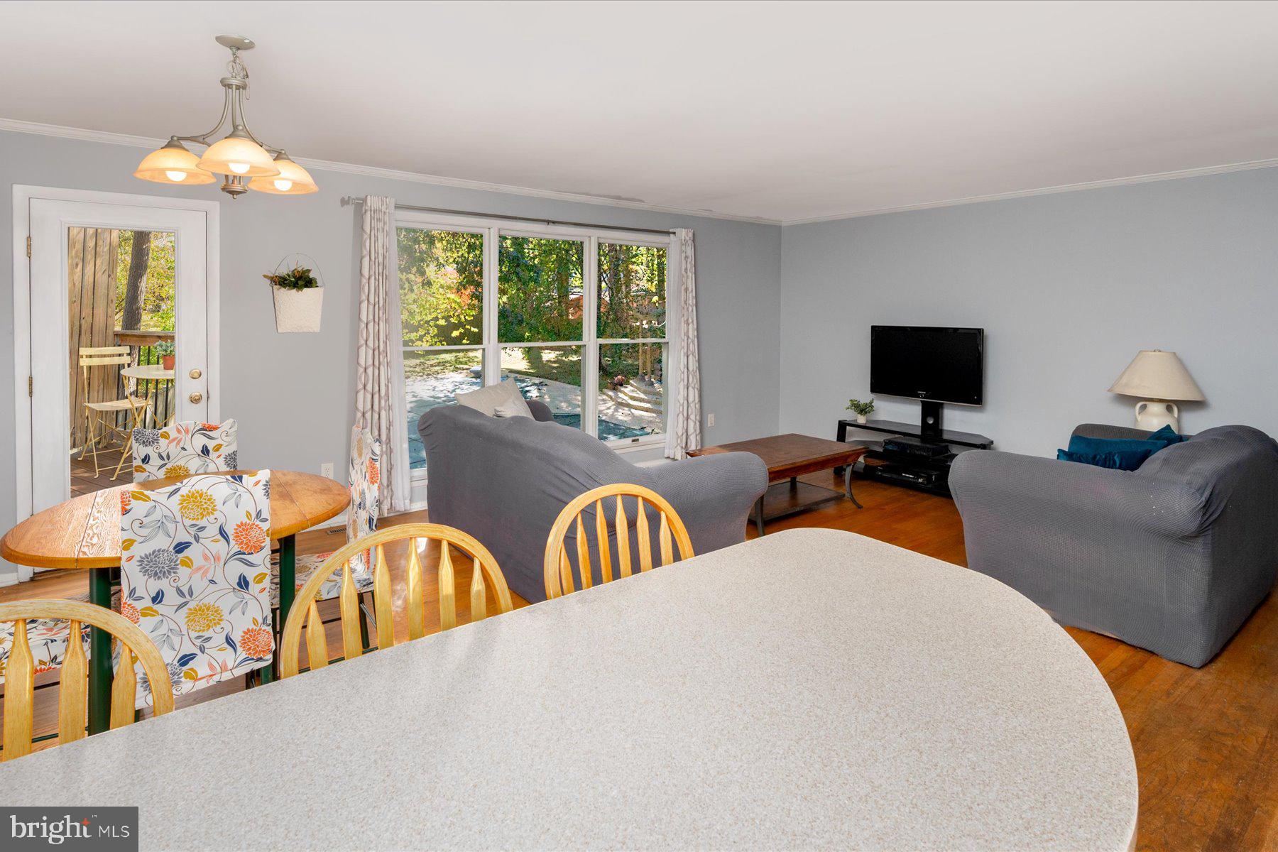 TWIN HARBORS - Residential