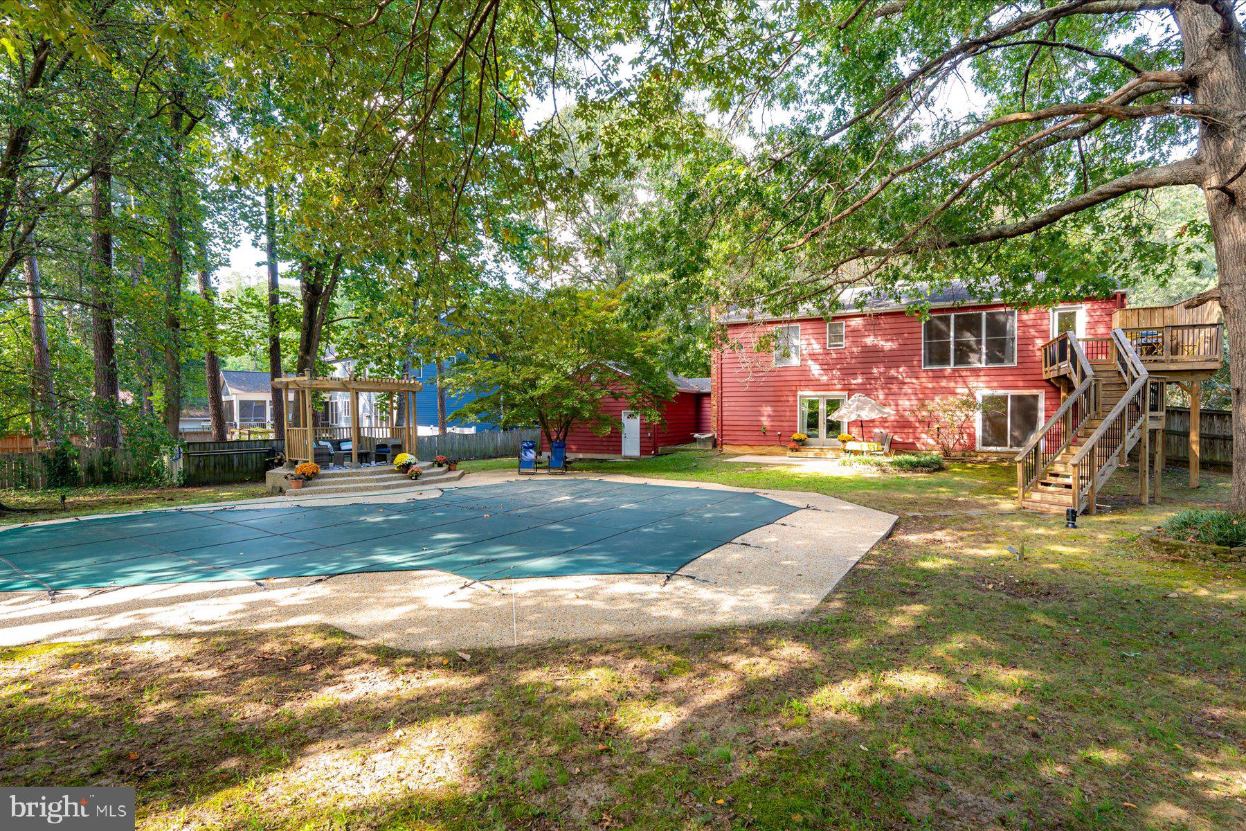 TWIN HARBORS - Residential