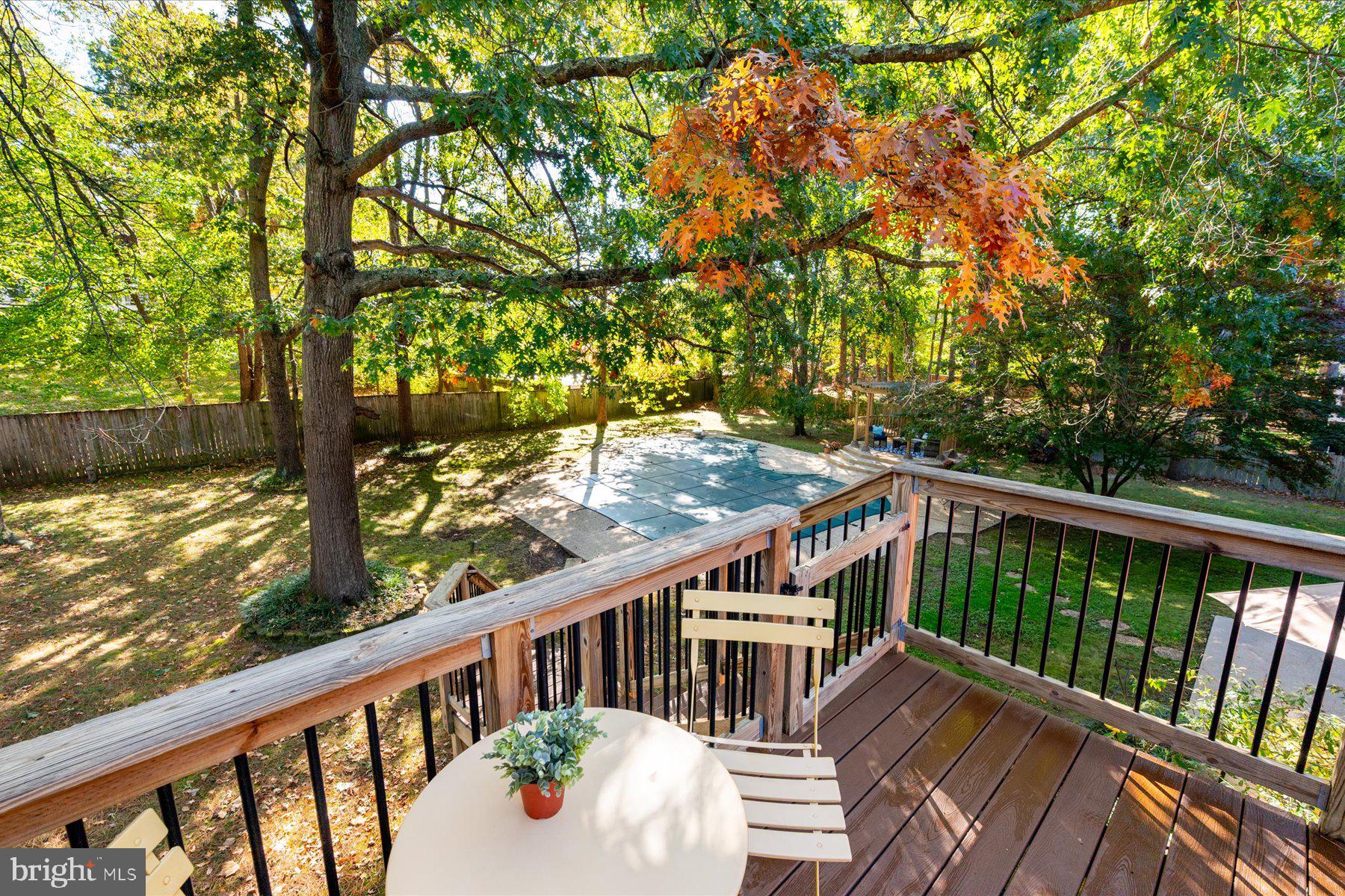 TWIN HARBORS - Residential