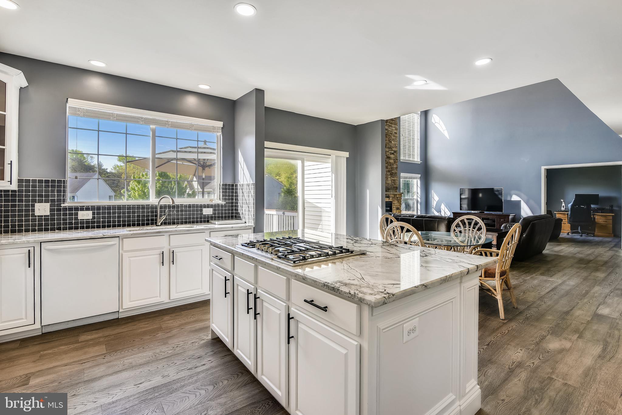 MONTEROSA - Residential