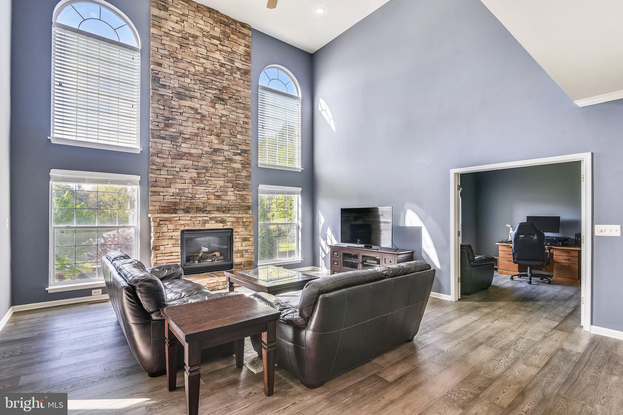 MONTEROSA - Residential