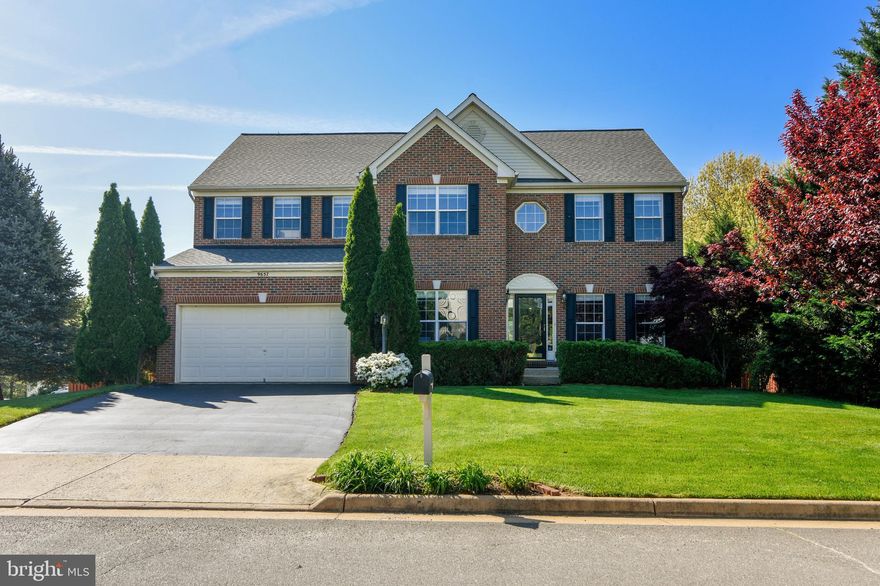 Stunning Home Alert! We are excited to show you this beautifully renovated home! Tastefully designed this home boasts new floors, paint, fully upgraded kitchen and a basement that has all the extras! Make sure to look at extra conveyances online to see what is sold with this amazing home!  https://tour.truplace.com/property/1952/98125/