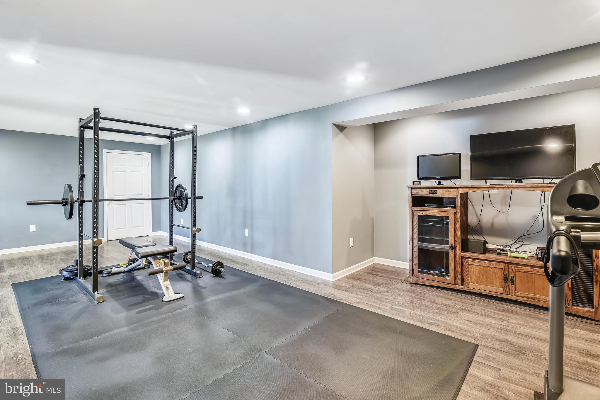 MONTEROSA - Residential