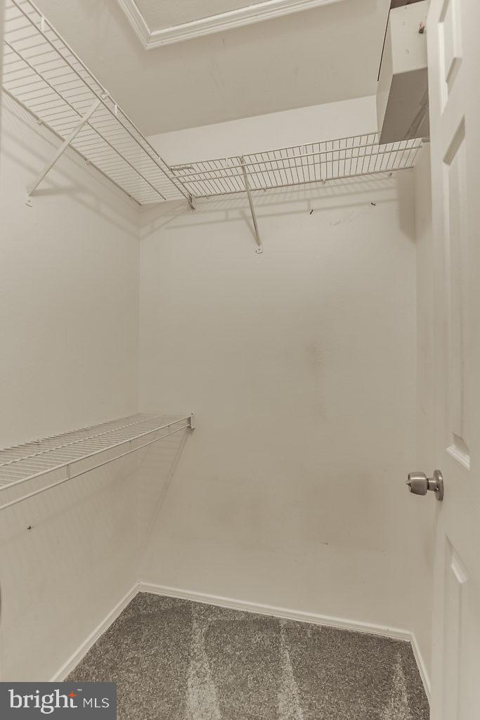 POINTE AT PARK CENTER - Residential Lease