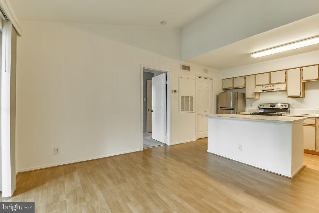 POINTE AT PARK CENTER - Residential Lease