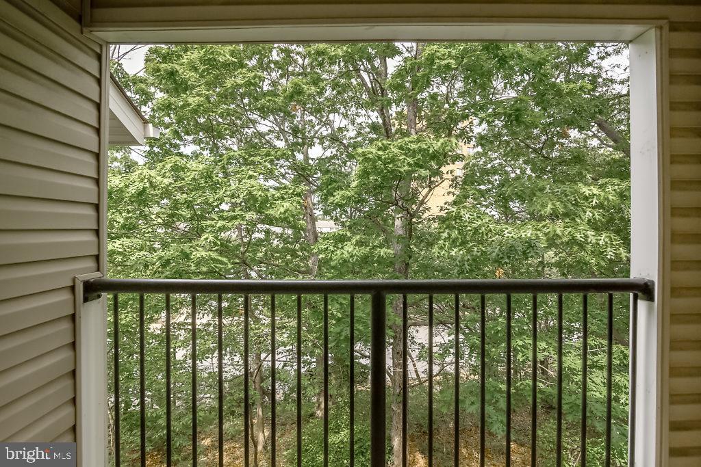 POINTE AT PARK CENTER - Residential Lease