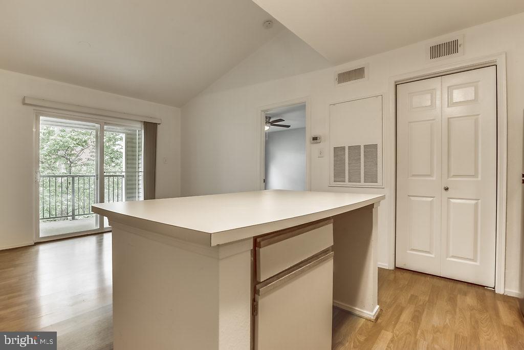 POINTE AT PARK CENTER - Residential Lease