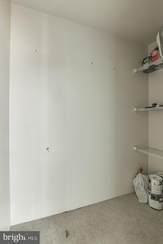 POINTE AT PARK CENTER - Residential Lease