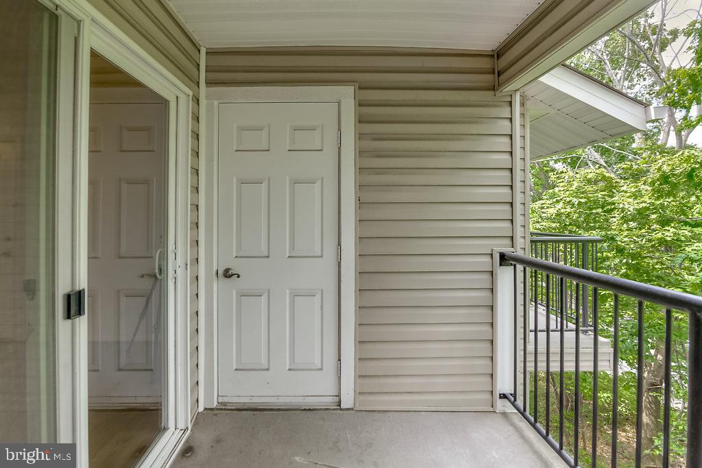 POINTE AT PARK CENTER - Residential Lease