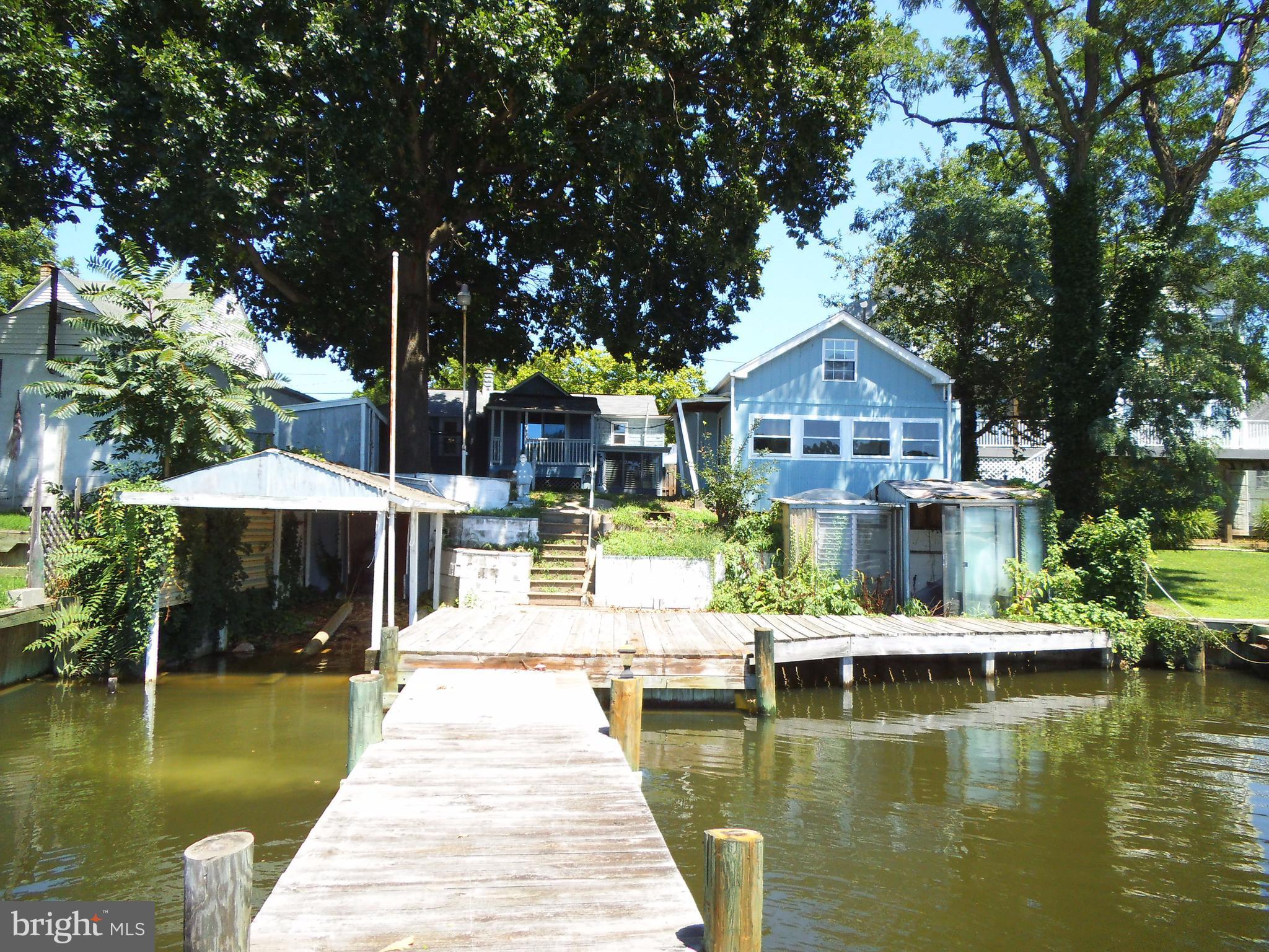 PERRY POINT - Residential Lease