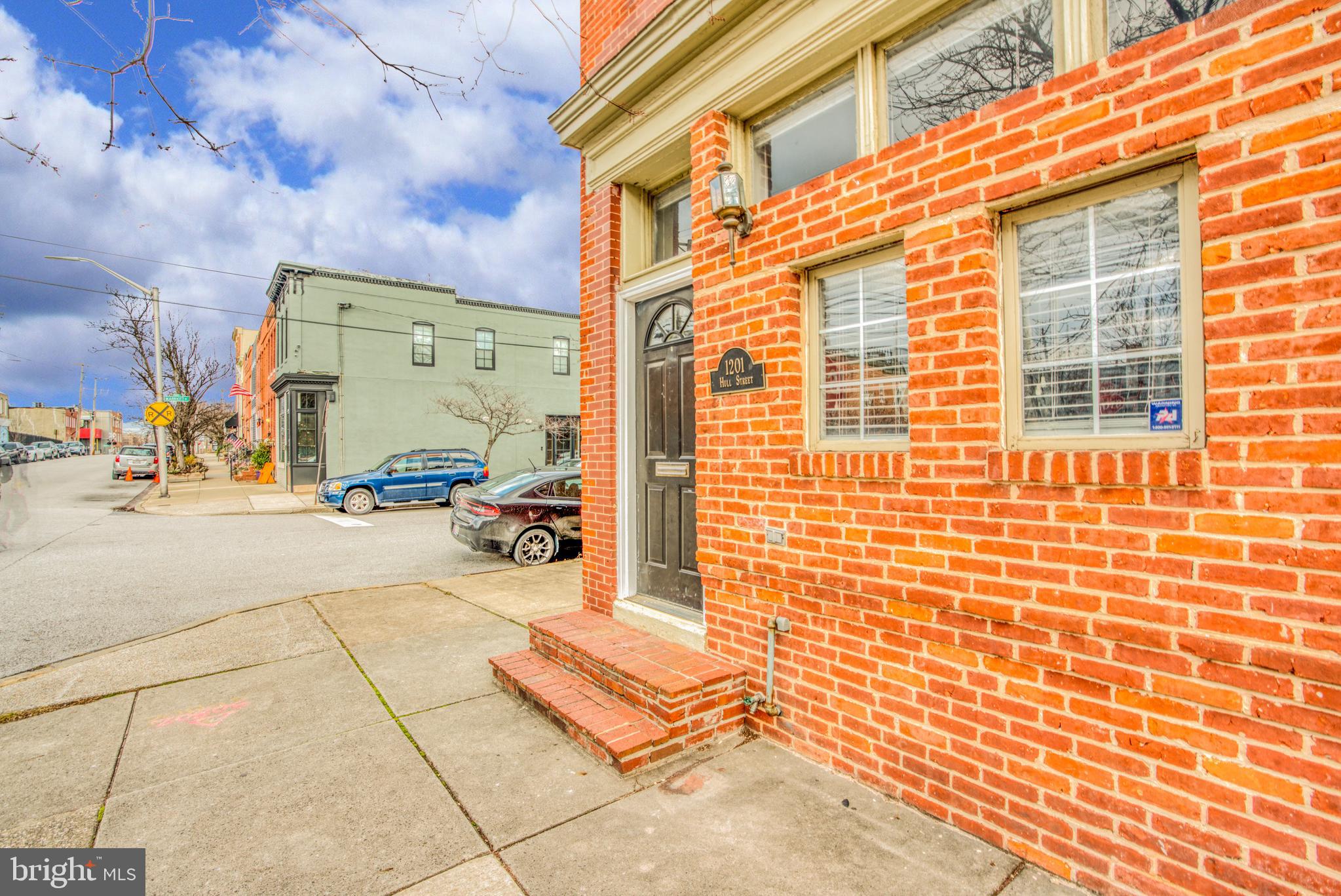 LOCUST POINT - Residential Lease