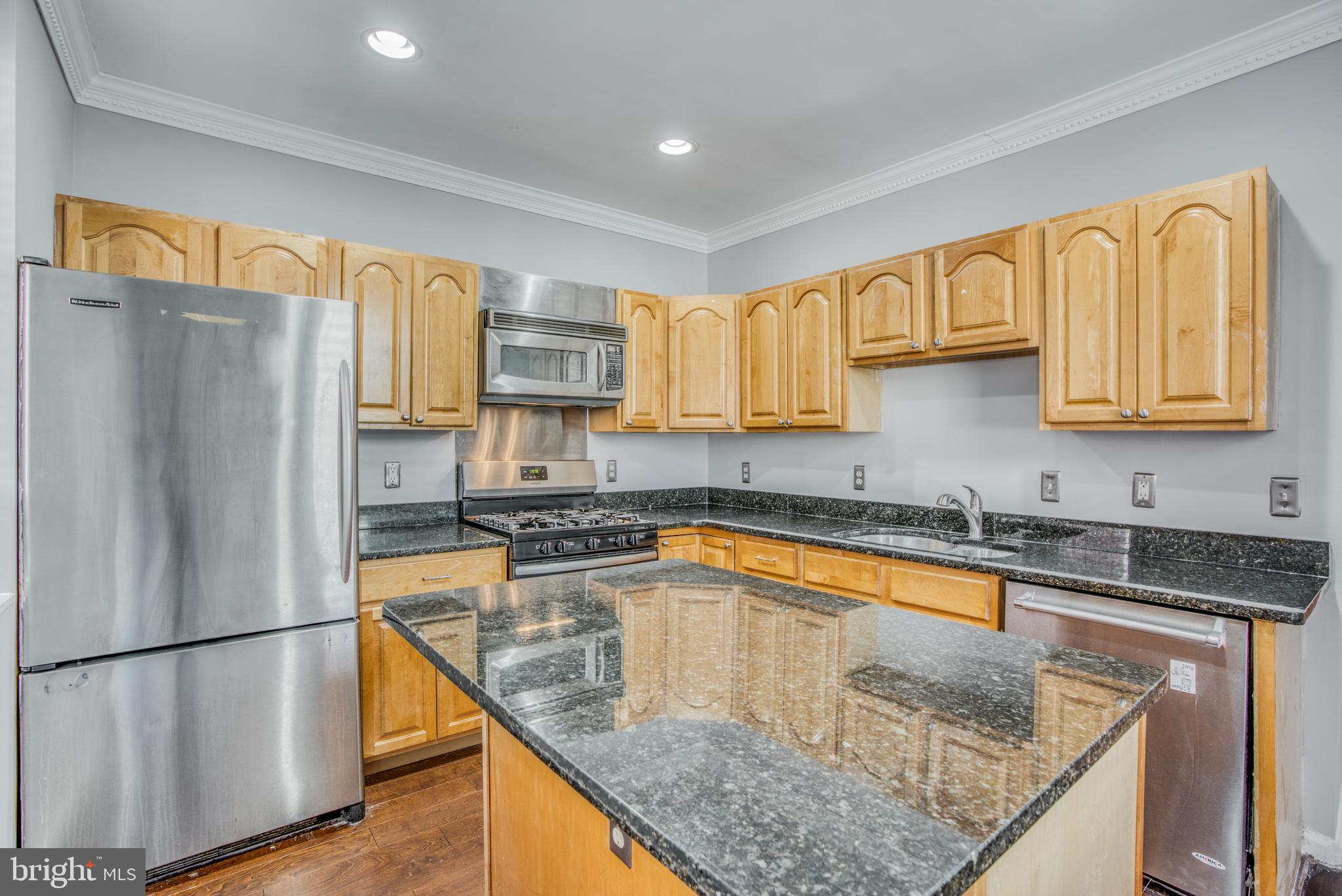 LOCUST POINT - Residential Lease