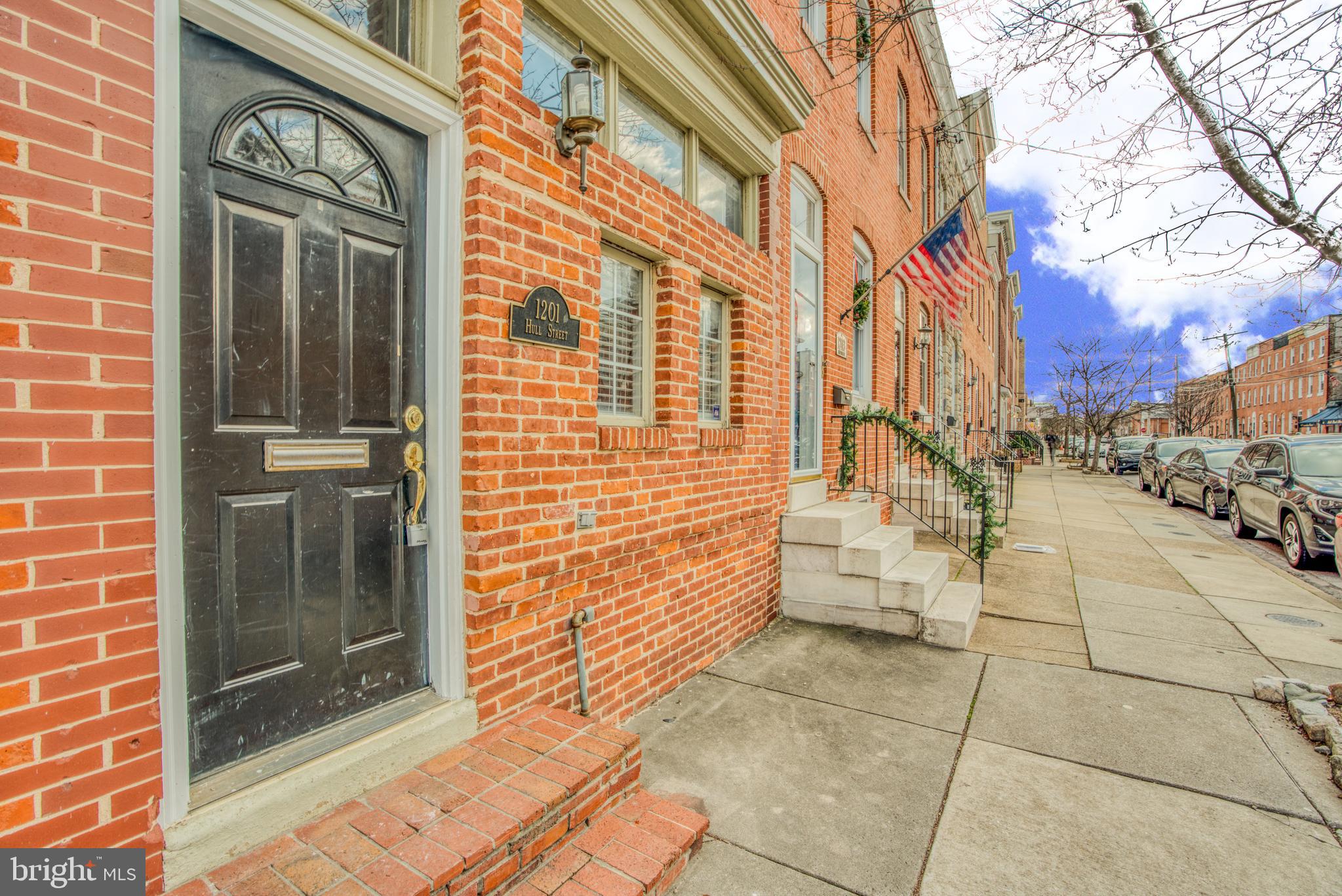 LOCUST POINT - Residential Lease