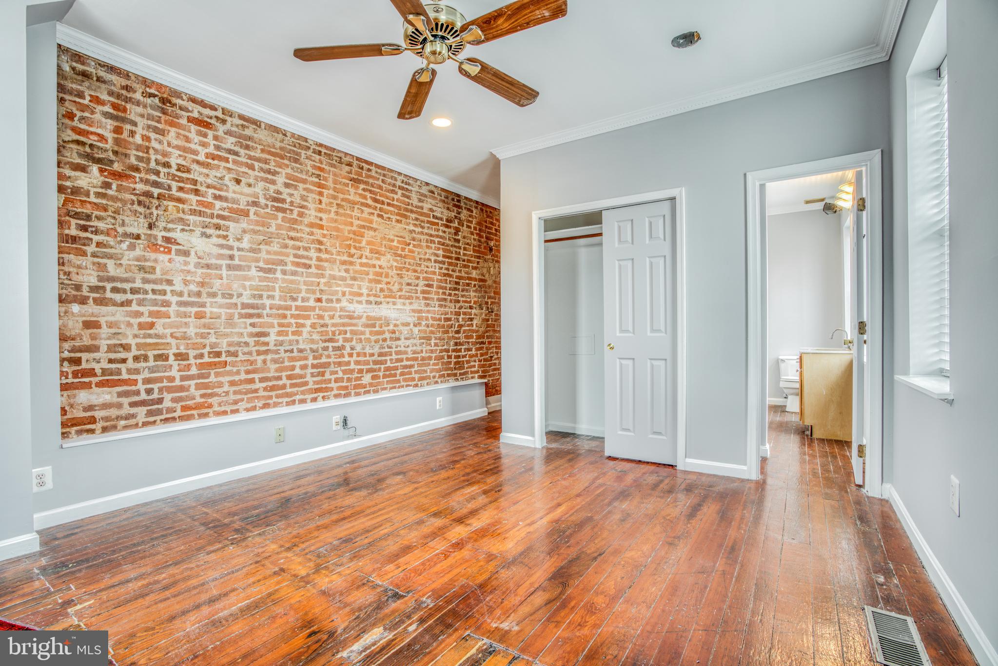 LOCUST POINT - Residential Lease