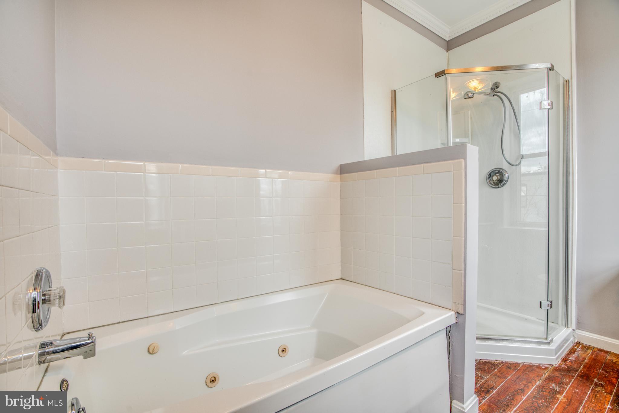 LOCUST POINT - Residential Lease