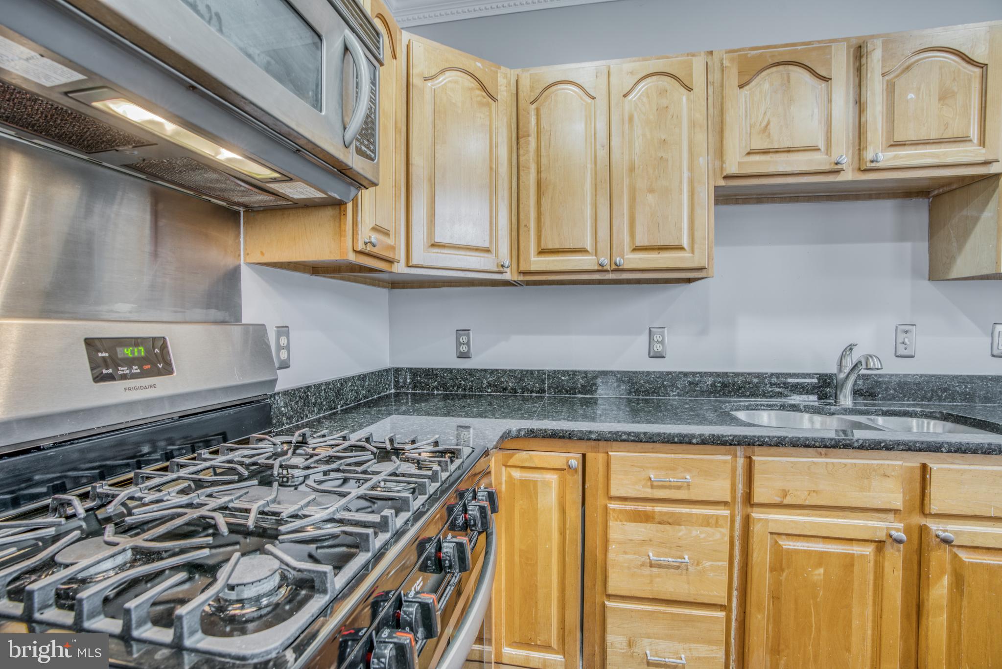 LOCUST POINT - Residential Lease