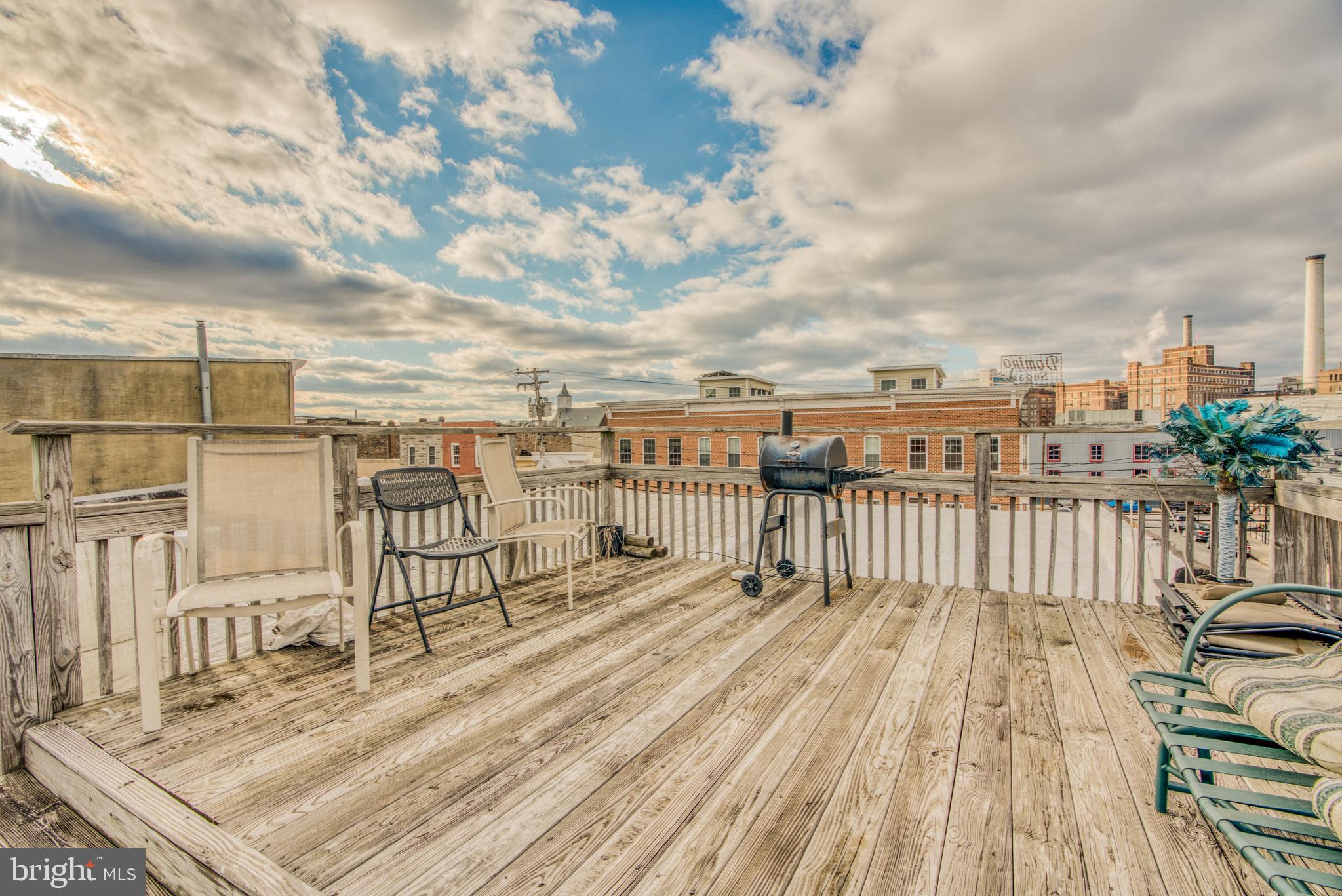 LOCUST POINT - Residential Lease