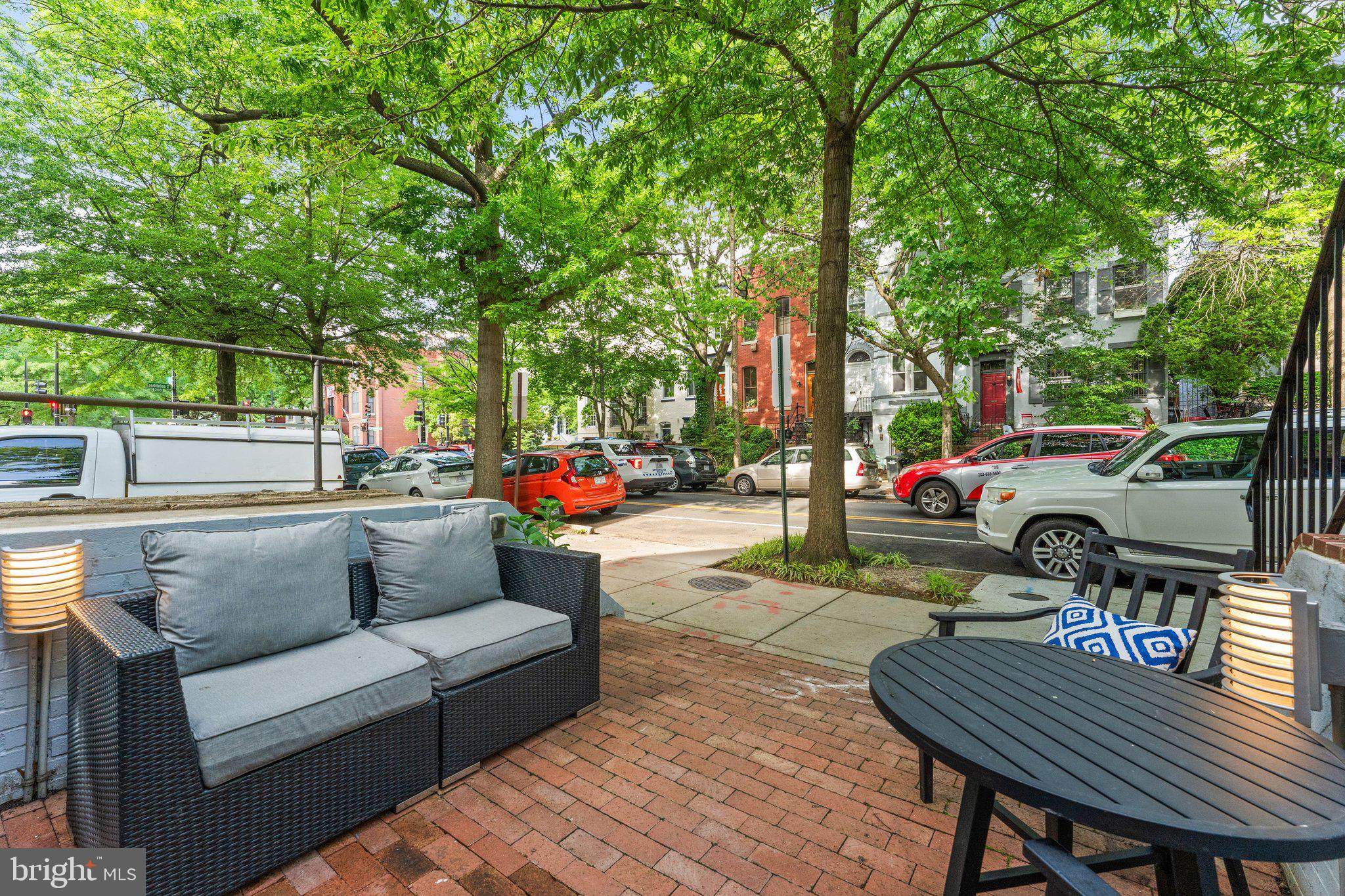 CAPITOL HILL - Residential