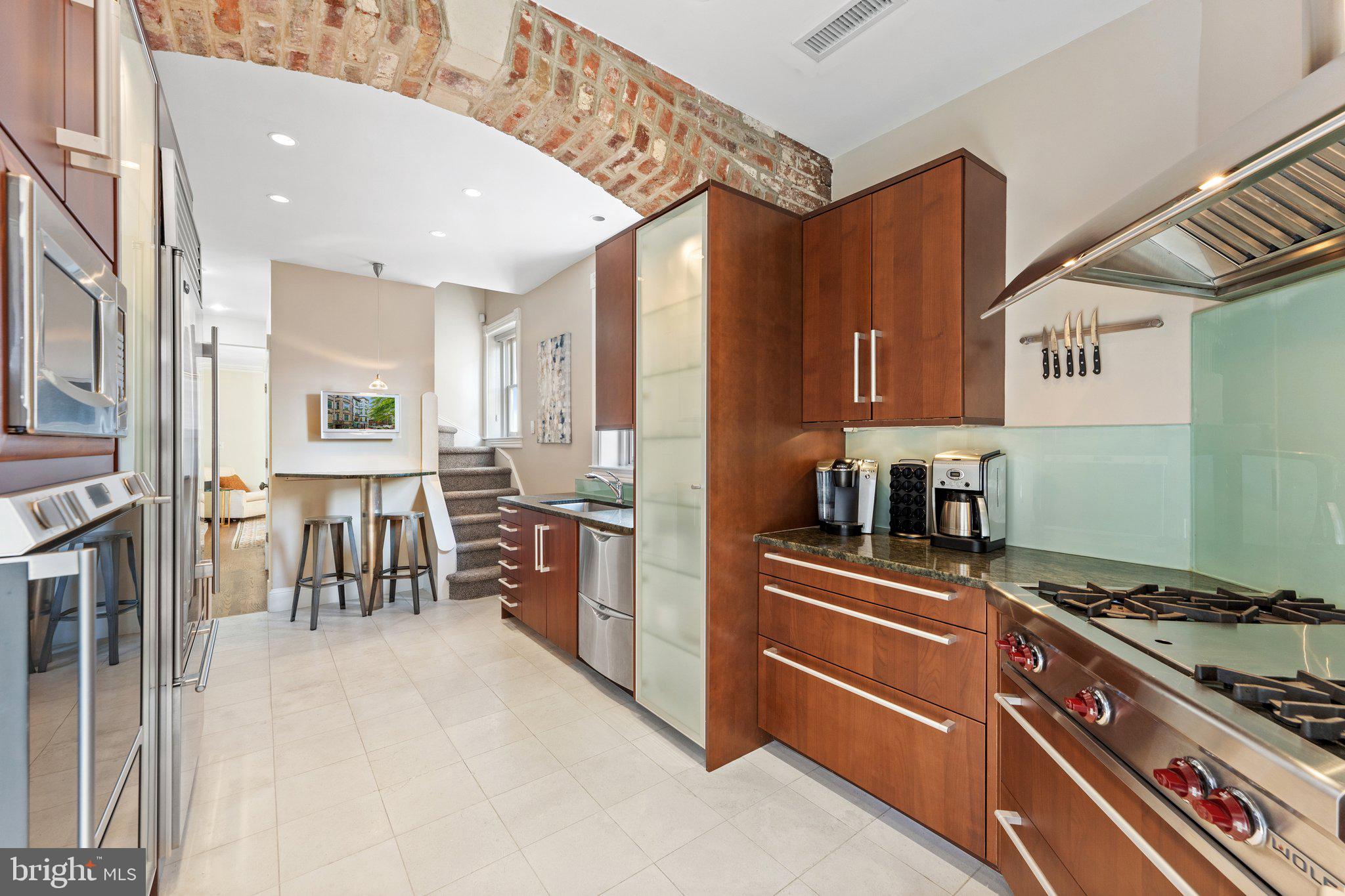 CAPITOL HILL - Residential