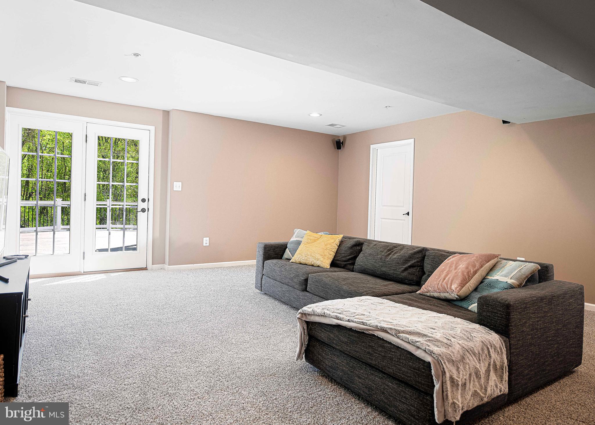 EAGLES REST - Residential