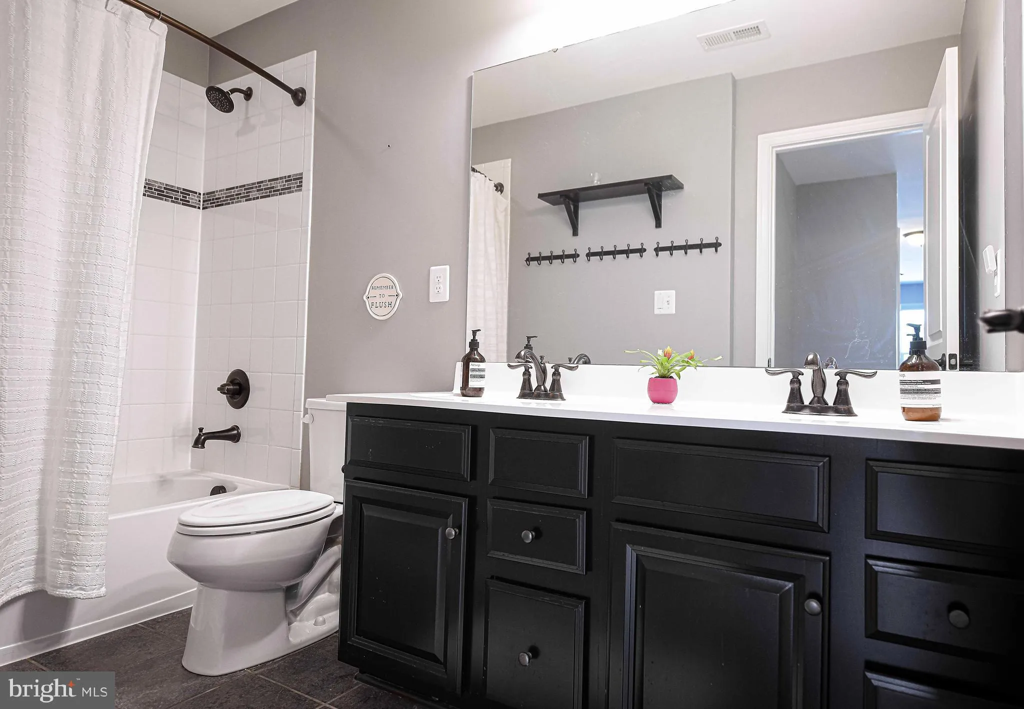 Aberdeen, Maryland 21001, United States, 4 Bedrooms Bedrooms, ,4 BathroomsBathrooms,Residential,Contingent,117876