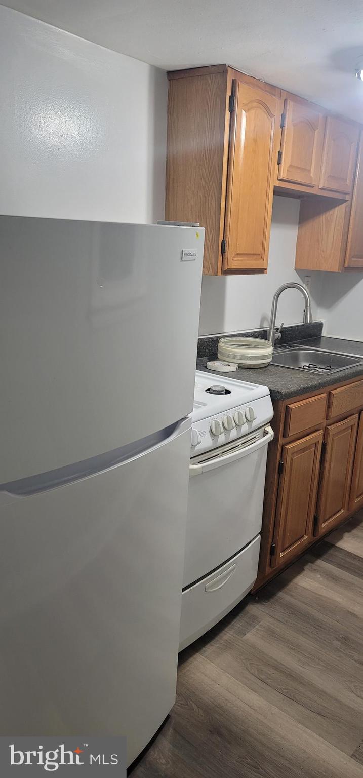 SHARON HILL - Residential Lease