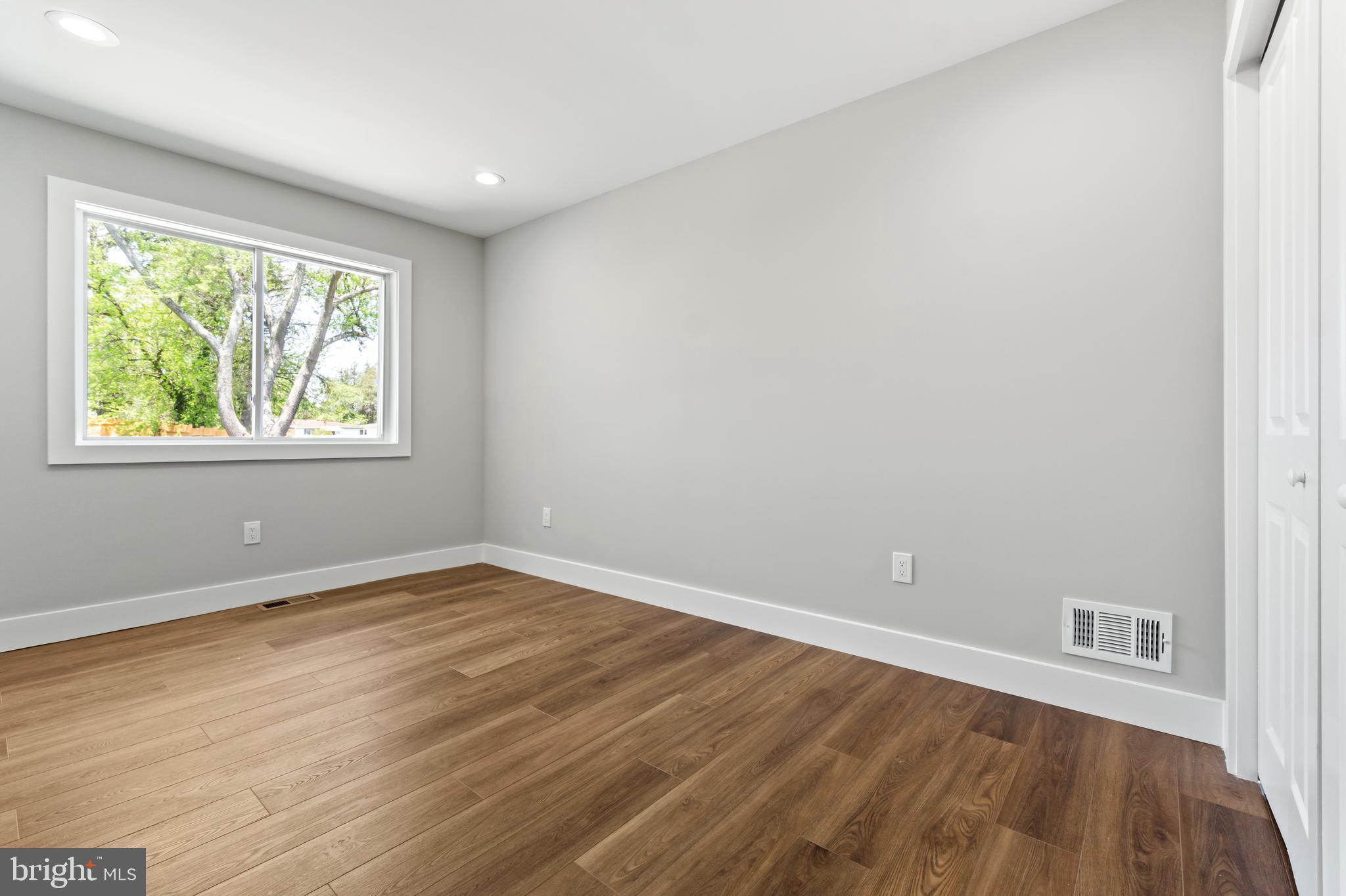 CHARTWELL - Residential