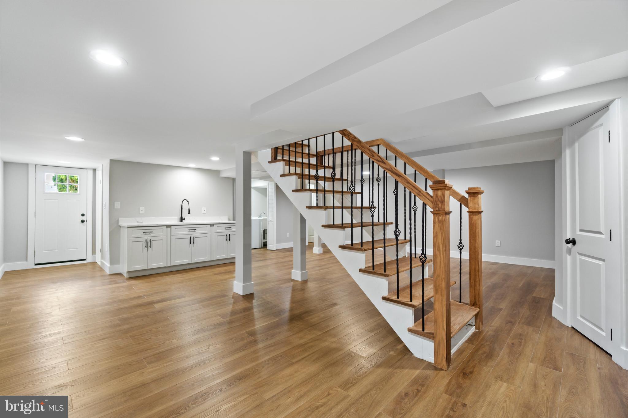 CHARTWELL - Residential