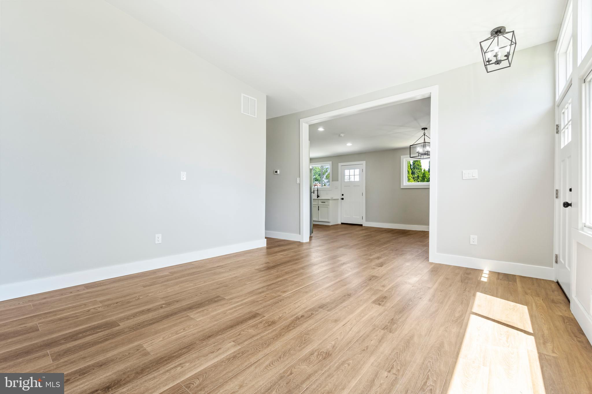 CHARTWELL - Residential